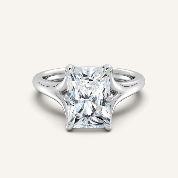 Petale Tulip Style Engagement Ring | Platinum
