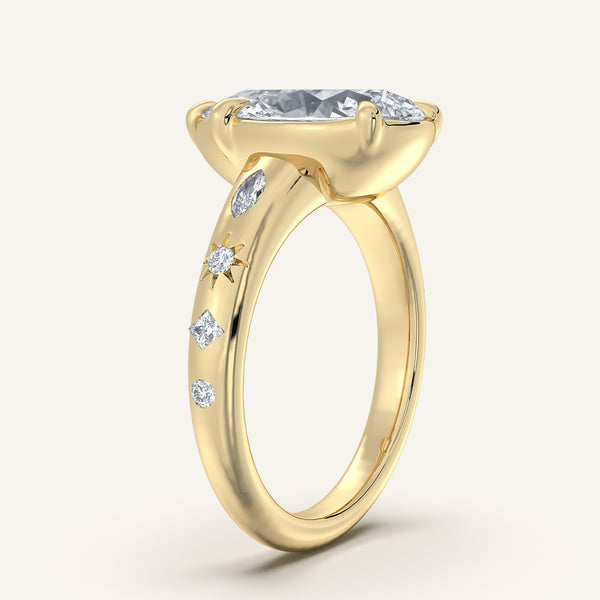 Pear Shape Faux Bezel Engagement Ring | 14k Yellow Gold