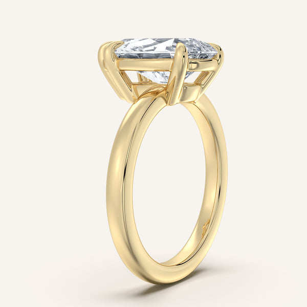 Pear Shape Low Profile Engagement Ring | 14k Yellow Gold