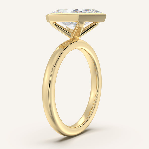 Dutch Marquise Bezel Set Engagement Ring | 18k Yellow Gold