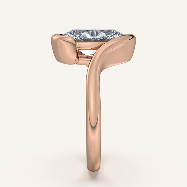 Oval Bypass Half Bezel Ring | 18k Rose Gold