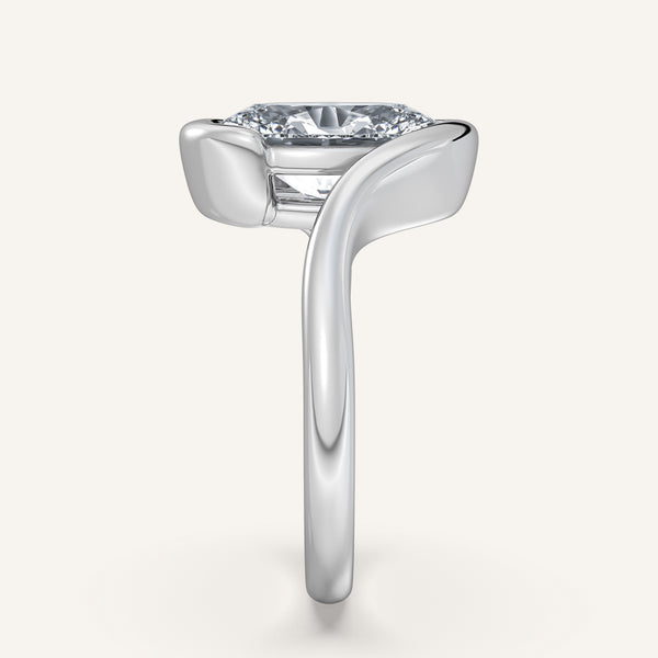 Oval Bypass Half Bezel Ring | Platinum