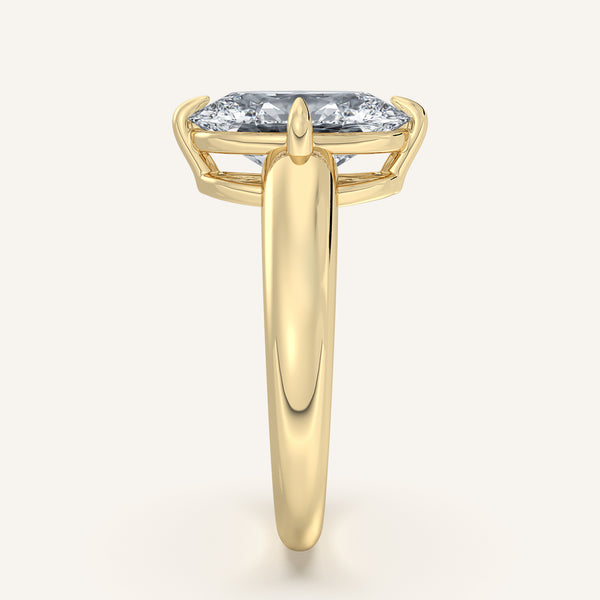 Oval Rounded Tapered Band Engagement Ring | 18k Yellow Gold