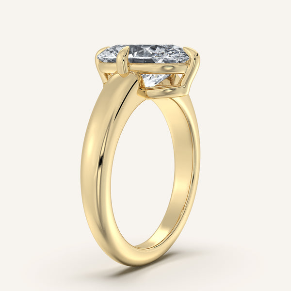 Oval Rounded Tapered Band Engagement Ring | 14k Yellow Gold