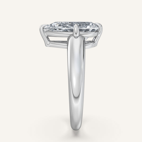 Pear Shape Rounded Tapered Band Engagement Ring | 14k White Gold