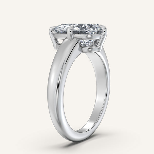Pear Shape Rounded Tapered Band Engagement Ring | 14k White Gold
