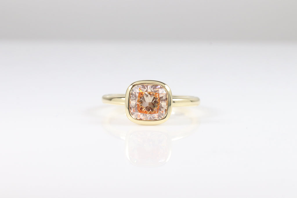 Continu Bezel Set | 2.03ct Orange-VVS2 Square Cushion | 14k Yellow Gold