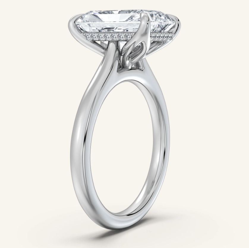 Elizabeth H. | Tulip Style Hidden Halo