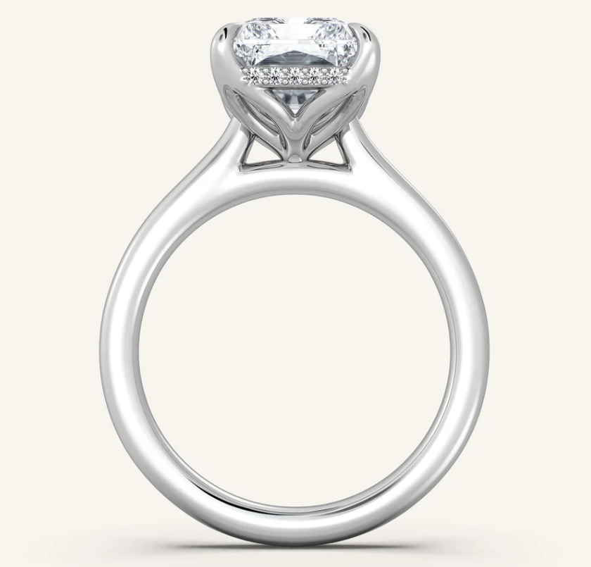 Elizabeth H. | Tulip Style Hidden Halo